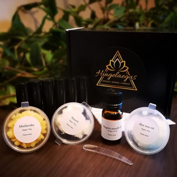 huulepalsami komplekt